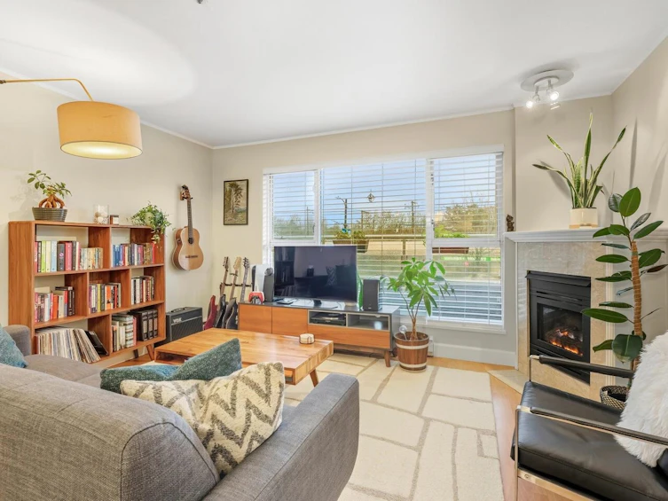 209-3480 Main Street, Vancouver, BC, V5V 3N2