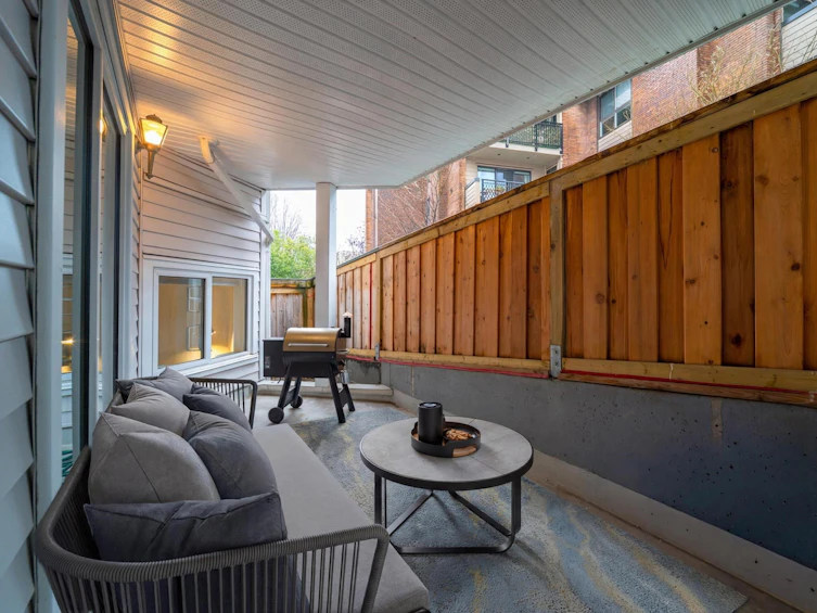 104-1147 Nelson Street, Vancouver, BC, V6E 1J3 - 16