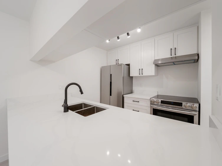 104-1147 Nelson Street, Vancouver, BC, V6E 1J3 - 6