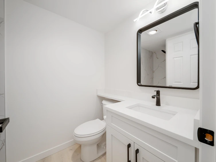 104-1147 Nelson Street, Vancouver, BC, V6E 1J3 - 32