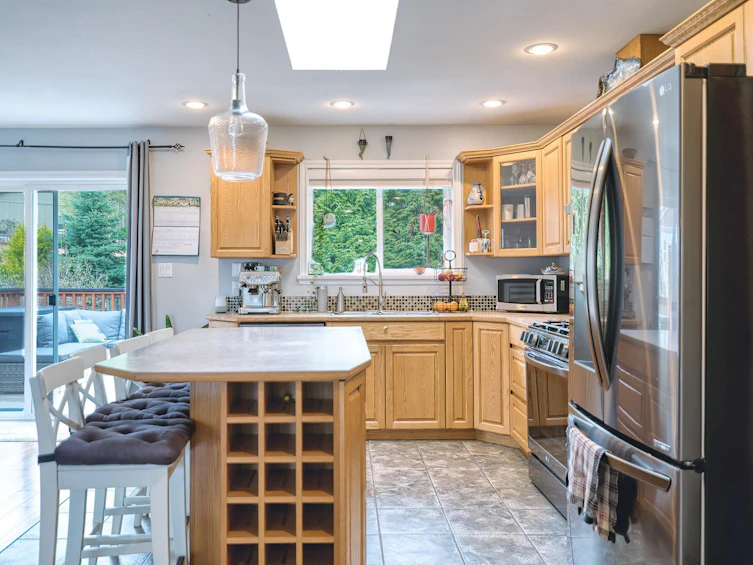 6302 Jasper Road, Sechelt, BC, V7Z 0R7 - 8