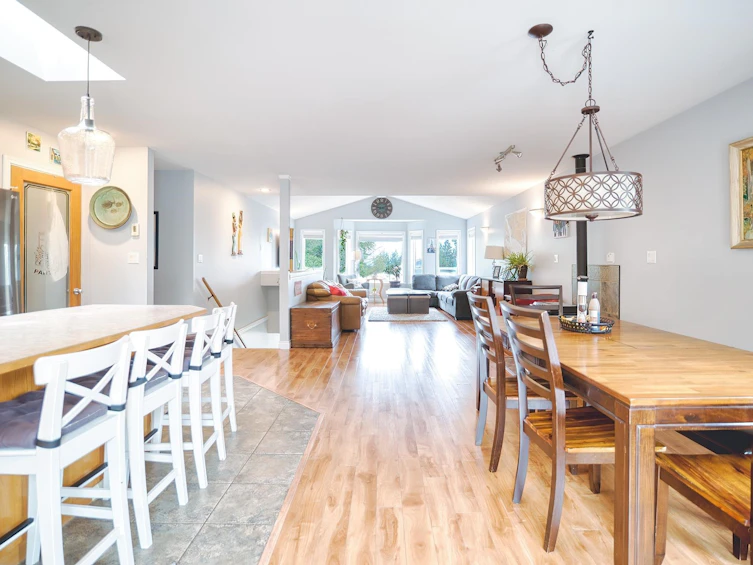 6302 Jasper Road, Sechelt, BC, V7Z 0R7 - 5