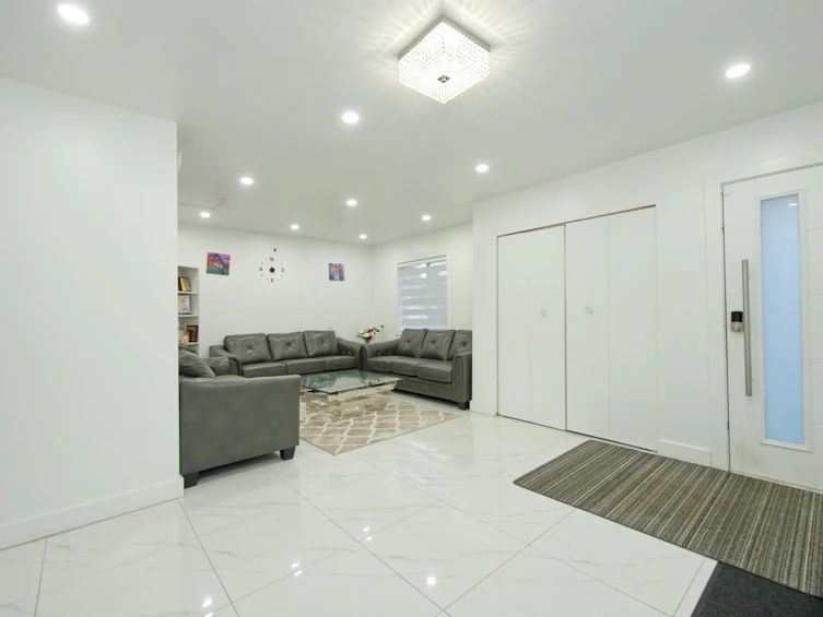 7681 125 Street, Surrey, BC, V3W 7W2 - 4