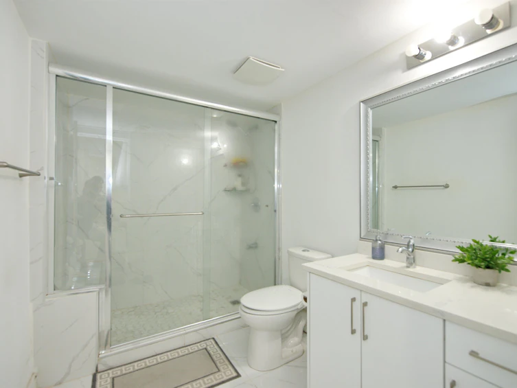 7681 125 Street, Surrey, BC, V3W 7W2 - 9