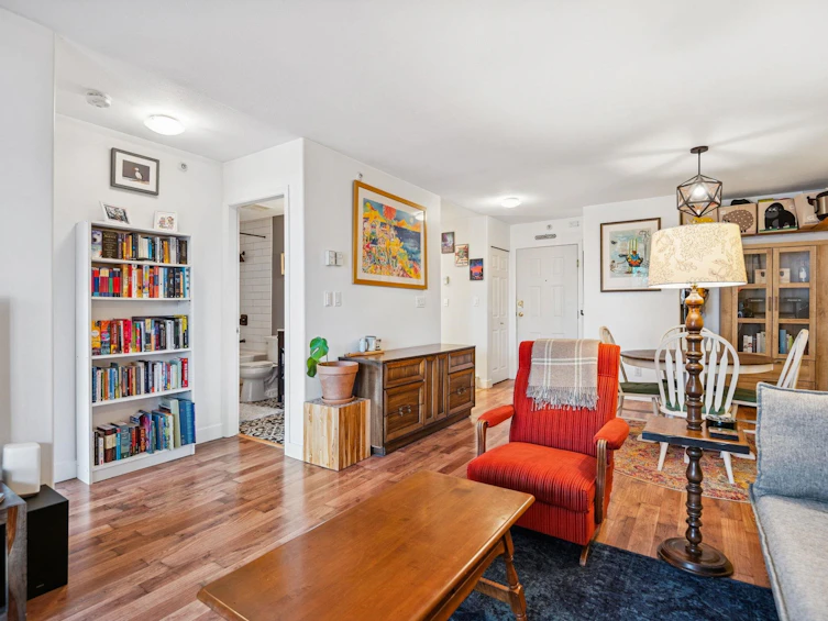 PH7-2405 Kamloops Street, Vancouver, BC, V5M 4V6 - 9