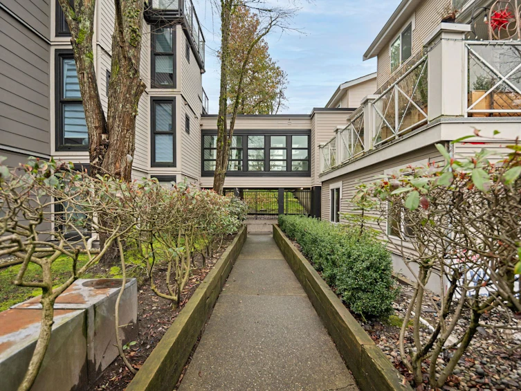 PH7-2405 Kamloops Street, Vancouver, BC, V5M 4V6 - 24