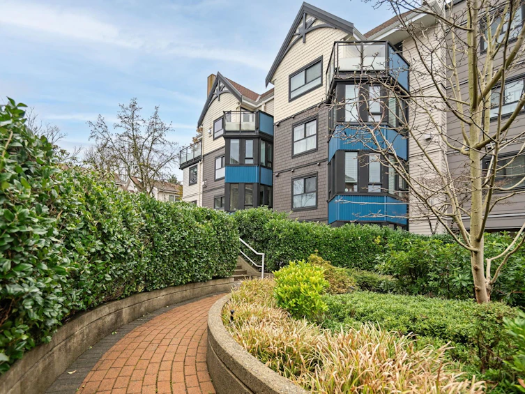 PH7-2405 Kamloops Street, Vancouver, BC, V5M 4V6 - 23