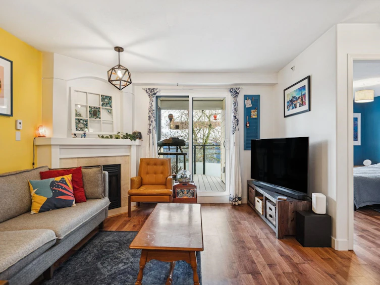 PH7-2405 Kamloops Street, Vancouver, BC, V5M 4V6 - 7