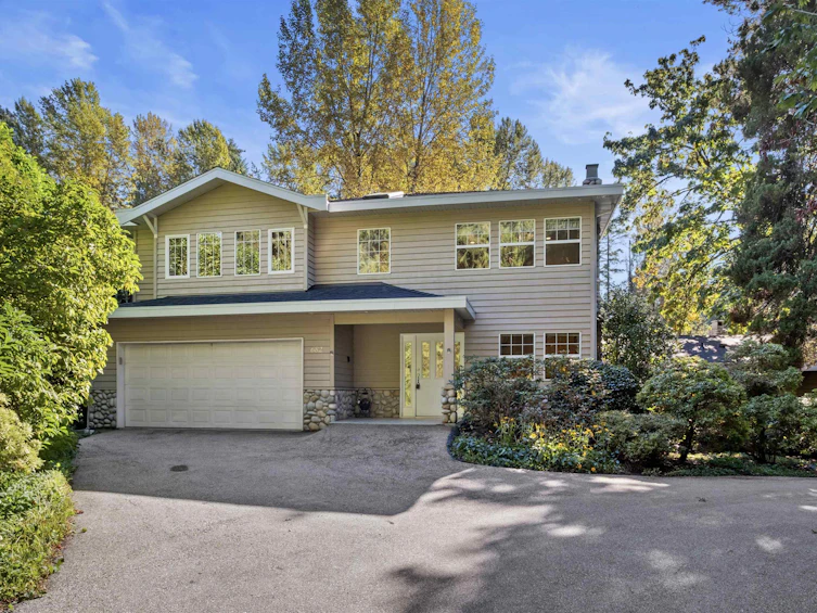 682 Seymour Boulevard, North Vancouver, BC, V7J 2J6 - 2