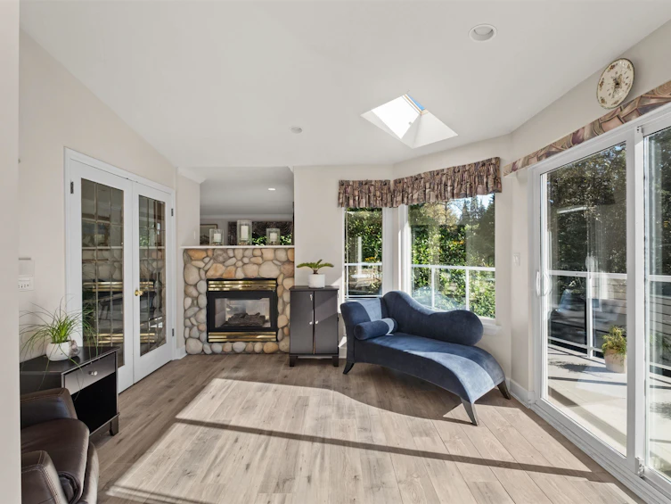 682 Seymour Boulevard, North Vancouver, BC, V7J 2J6 - 11