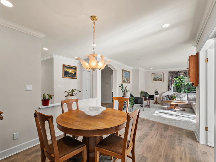 682 Seymour Boulevard, North Vancouver, BC, V7J 2J6 - 13