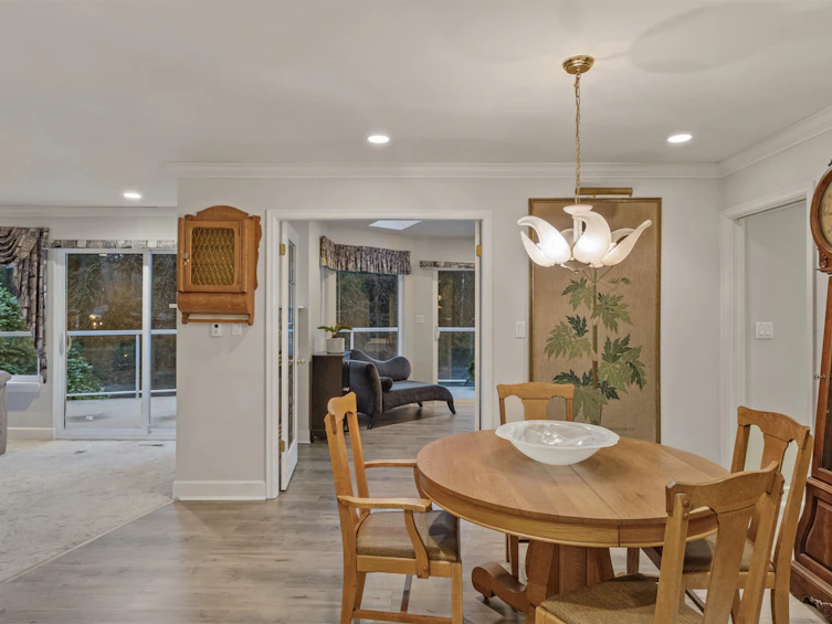 682 Seymour Boulevard, North Vancouver, BC, V7J 2J6 - 17
