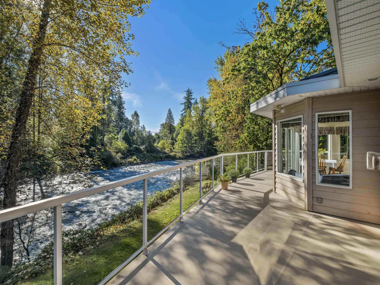 682 Seymour Boulevard, North Vancouver, BC, V7J 2J6 - 16