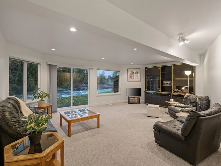 682 Seymour Boulevard, North Vancouver, BC, V7J 2J6 - 26