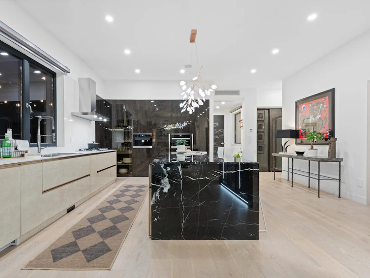 1045 Sinclair Street, West Vancouver, BC, V7V 3W1 - 16