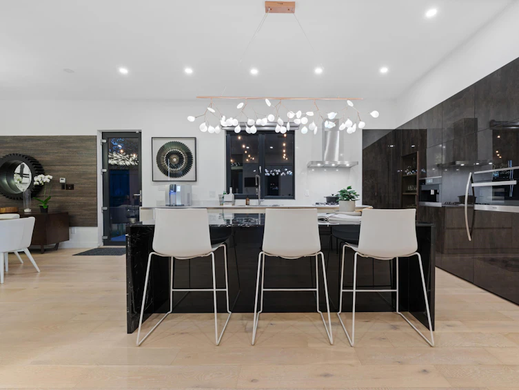 1045 Sinclair Street, West Vancouver, BC, V7V 3W1 - 14