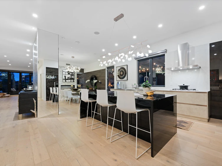 1045 Sinclair Street, West Vancouver, BC, V7V 3W1 - 18