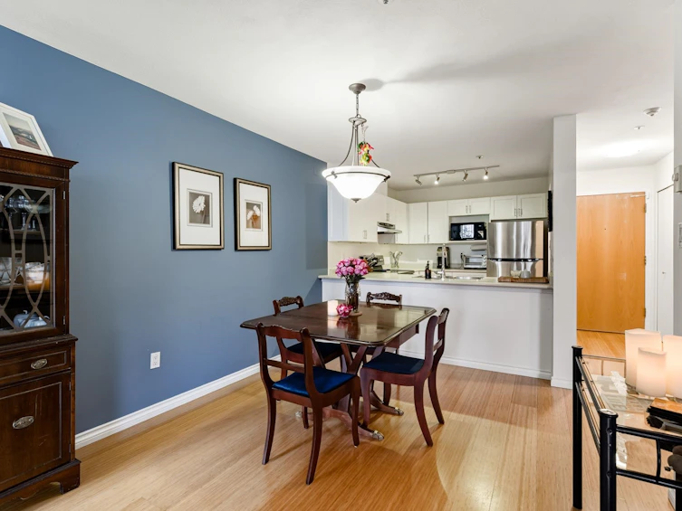 320-1220 Lasalle Place, Coquitlam, BC, V3B 7L6 - 2