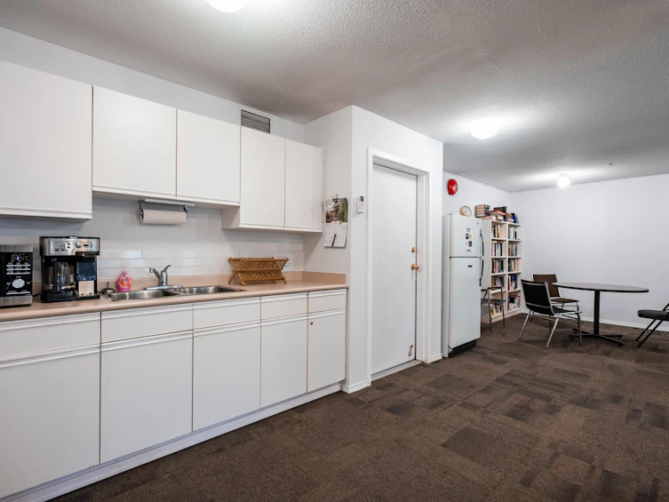 320-1220 Lasalle Place, Coquitlam, BC, V3B 7L6 - 30
