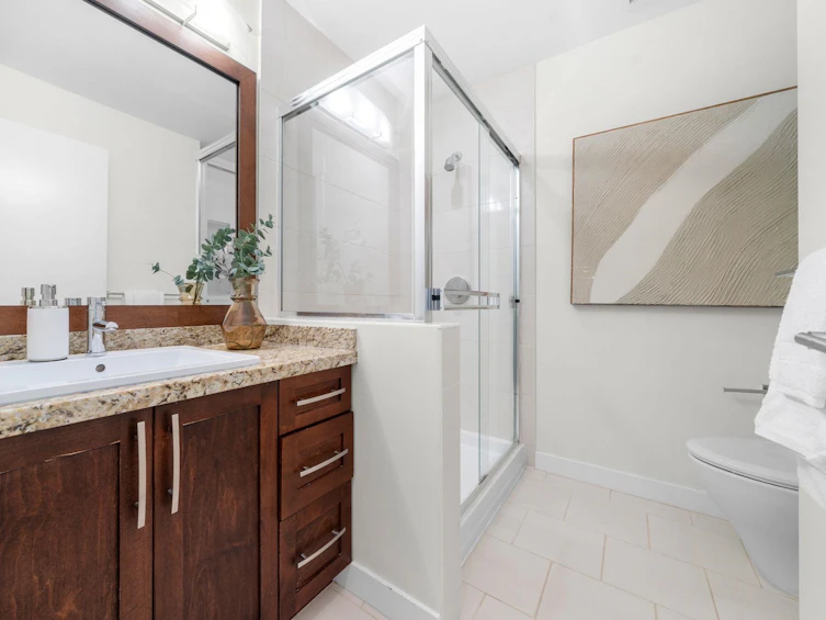 4-307 E 15th Street, North Vancouver, BC, V7L 2R6 - 19