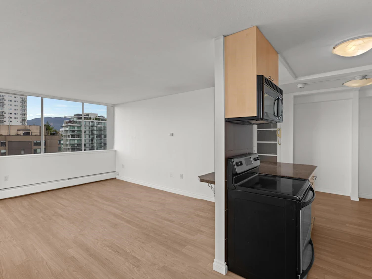 1701-1251 Cardero Street, Vancouver, BC, V6G 2H9 - 12