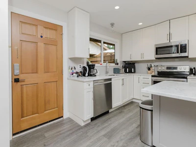 841 North Road - 4