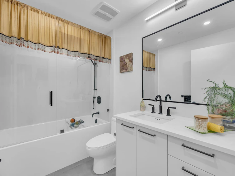 101-20416 Park Avenue, Langley, BC, V3A 0N2 - 17