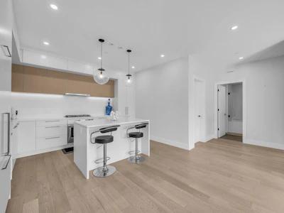 105-20416 Park Avenue - 5