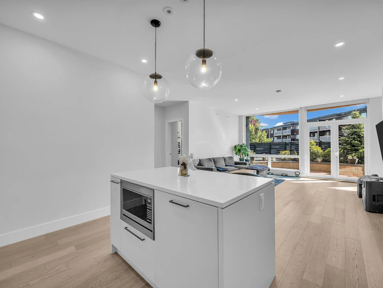 105-20416 Park Avenue, Langley, BC, V3A 0N2 - 4