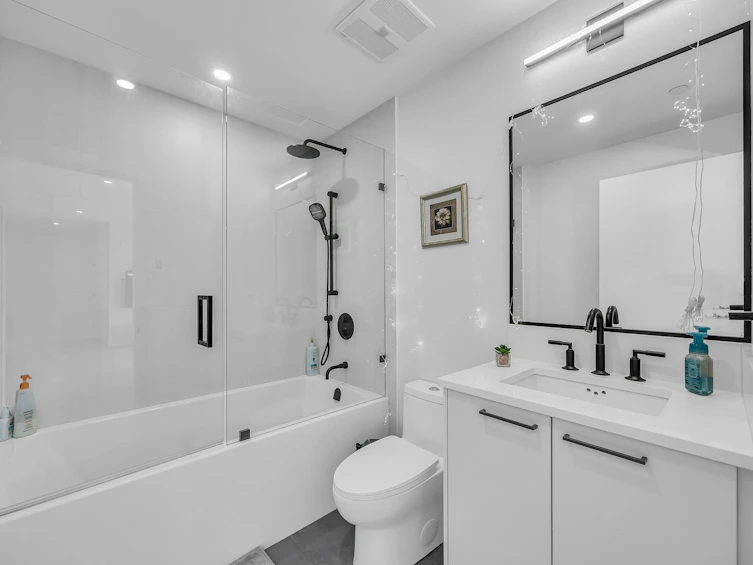 105-20416 Park Avenue, Langley, BC, V3A 0N2 - 11