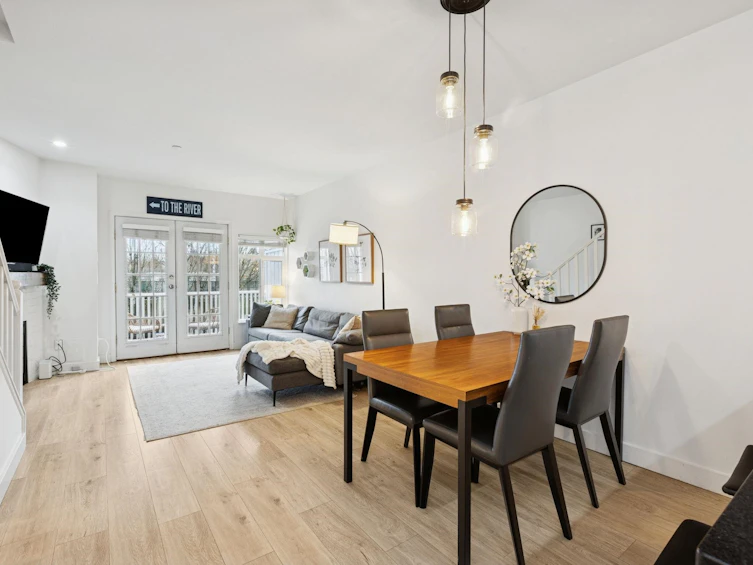 8528 Lighthouse Way, Vancouver, BC, V5S 4T6 - 9