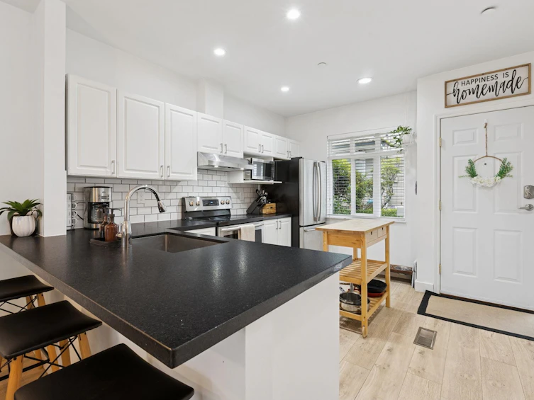 8528 Lighthouse Way, Vancouver, BC, V5S 4T6 - 10