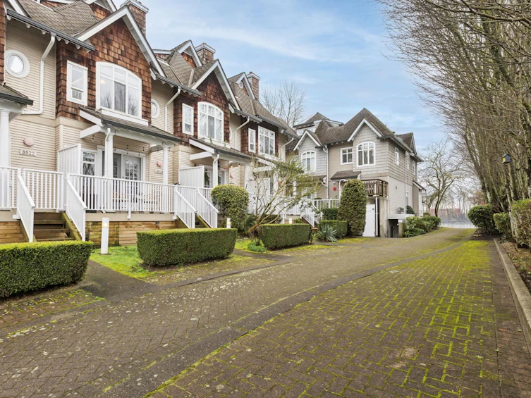 8528 Lighthouse Way, Vancouver, BC, V5S 4T6 - 28