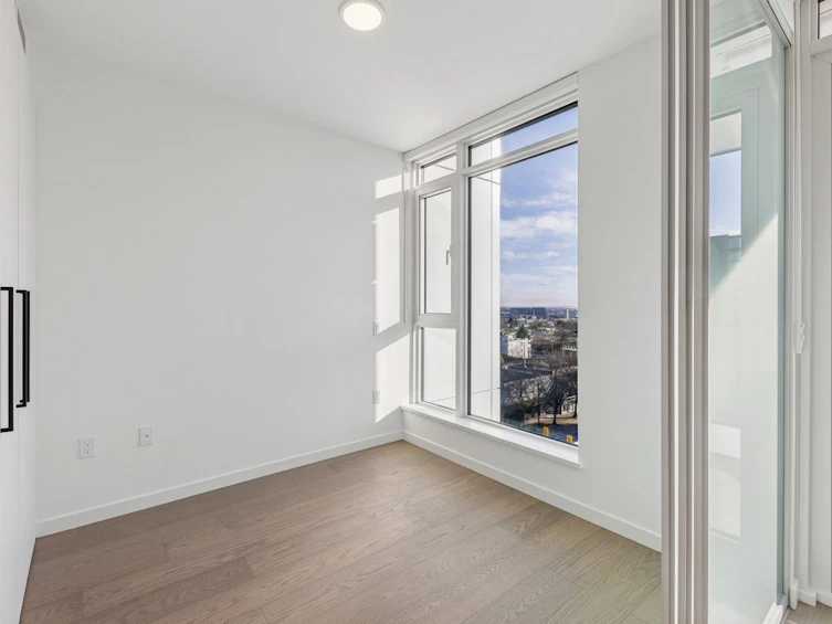 606-8415 Granville Street, Vancouver, BC, V6P 0M2 - 13