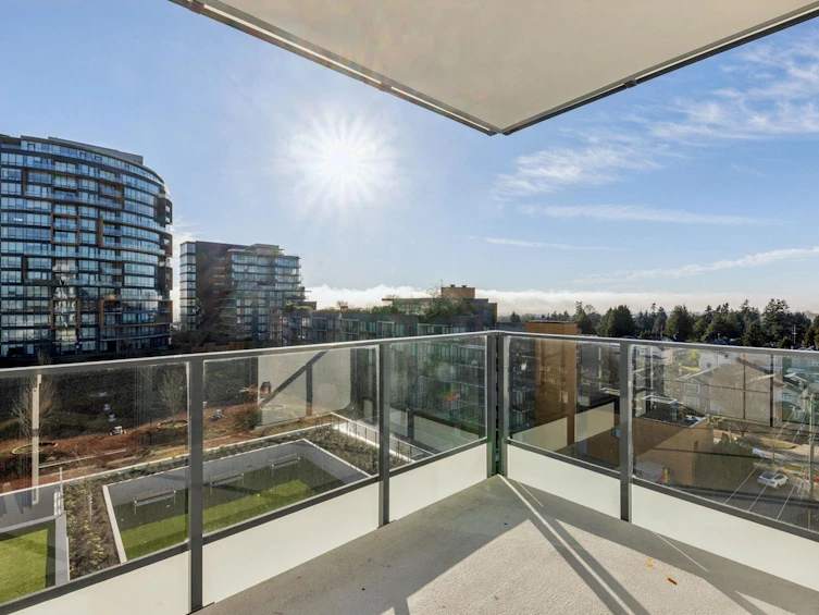 606-8415 Granville Street, Vancouver, BC, V6P 0M2 - 24
