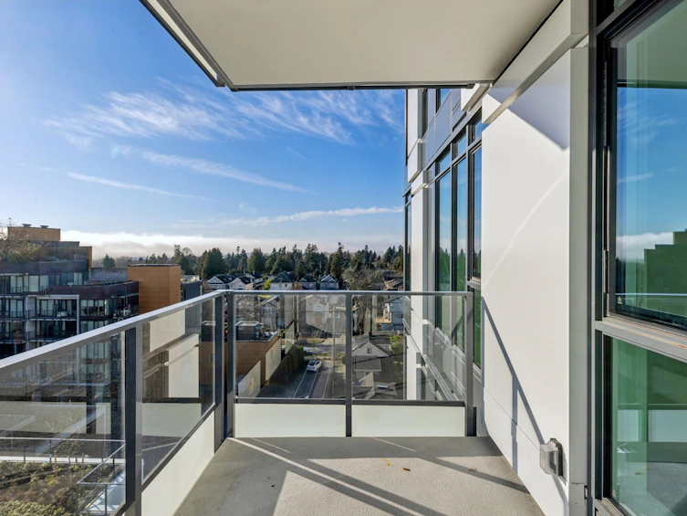 606-8415 Granville Street, Vancouver, BC, V6P 0M2 - 25