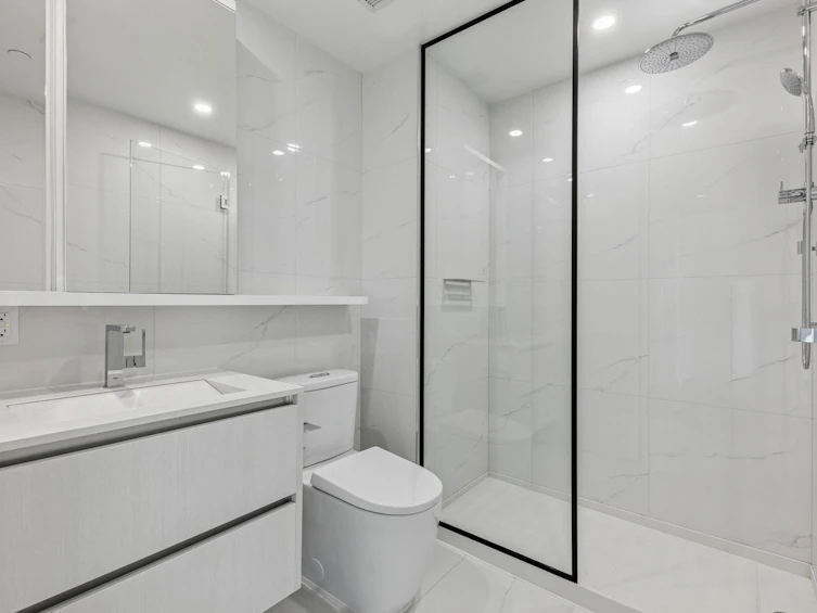 606-8415 Granville Street, Vancouver, BC, V6P 0M2 - 22