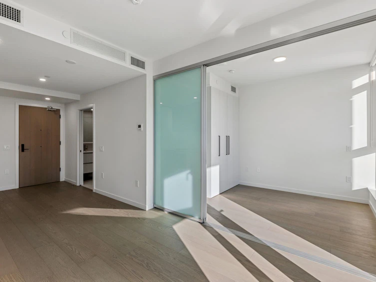 606-8415 Granville Street, Vancouver, BC, V6P 0M2 - 18