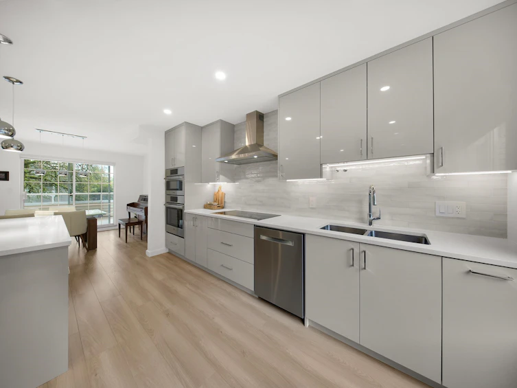 16-838 Tobruck Avenue, North Vancouver, BC, V7P 1V9 - 2