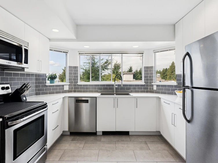 303-131 W 20th Street, North Vancouver, BC, V7M 1Y2 - 12