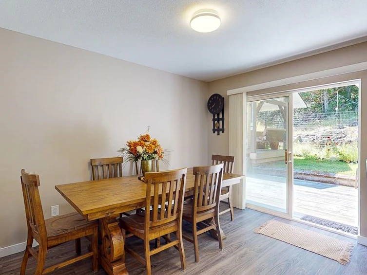 4517 Merrill Road, Pender Harbour Egmont, BC, V0N 2H1 - 4