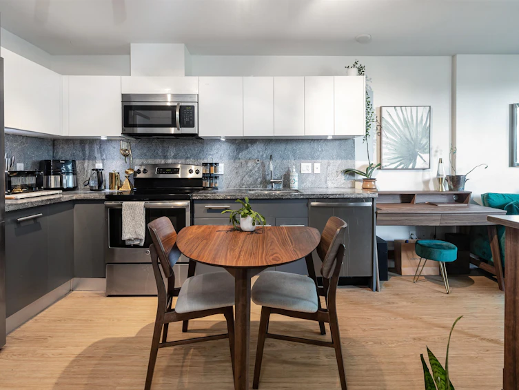 601-188 Keefer Street, Vancouver, BC, V6A 0E3 - 5