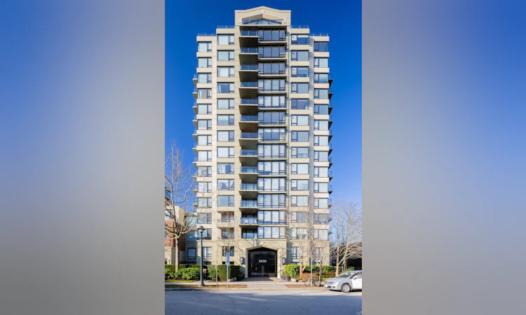 1707-6233 Katsura Street