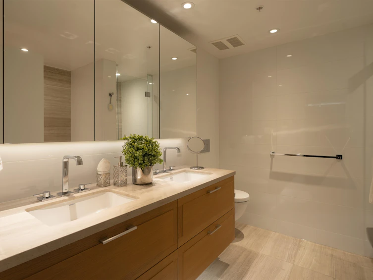 1577 W 57th Avenue, Vancouver, BC, V6P 0H7 - 18