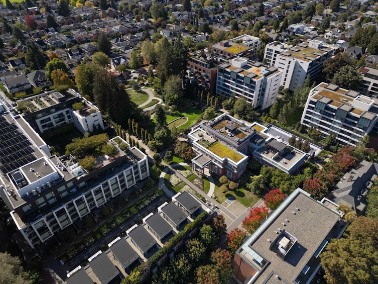 1577 W 57th Avenue, Vancouver, BC, V6P 0H7 - 39