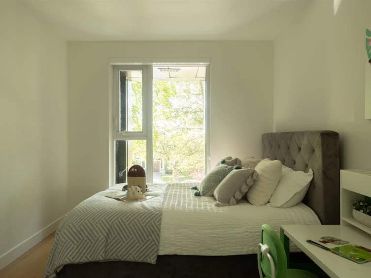 1577 W 57th Avenue, Vancouver, BC, V6P 0H7 - 21