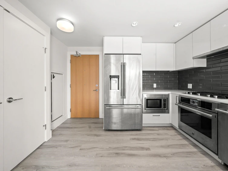 609-3451 Sawmill Crescent, Vancouver, BC, V5S 0H3 - 12