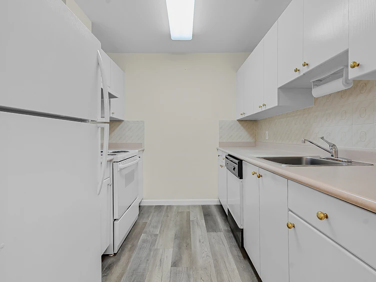 103-3624 Fraser Street, Vancouver, BC, V5V 4C8 - 6