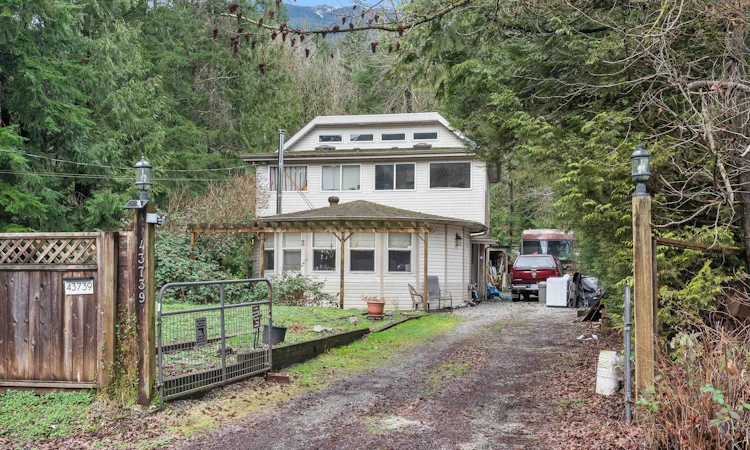 43739 Loch Road