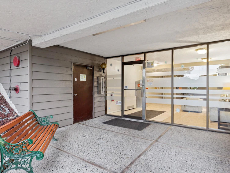 114-8720 No. 1 Road, Richmond, BC, V7C 4L5 - 4